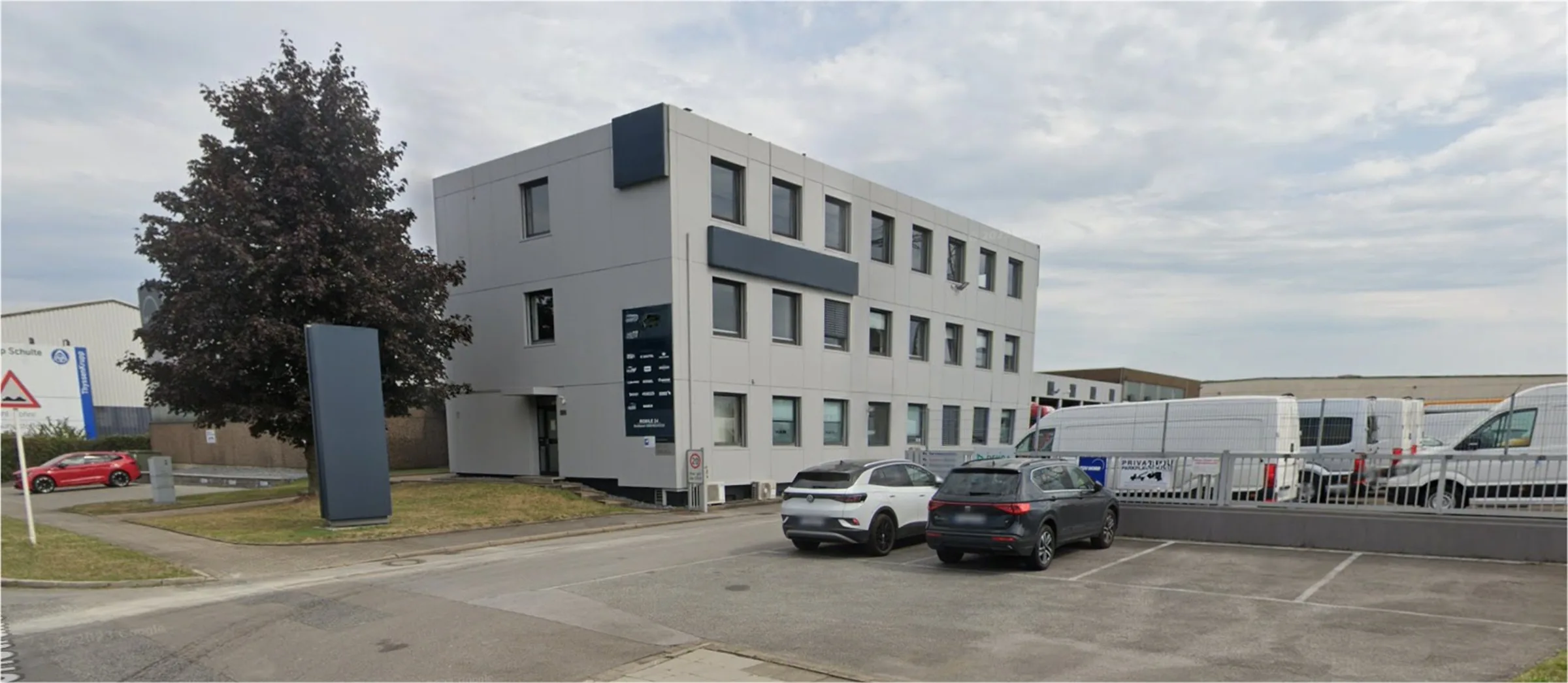 Bürogebäude eines Industriebetriebs in Essen